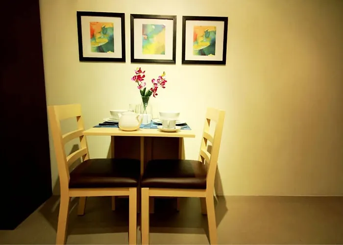 アパート Fully Furnished In Makati マニラ市